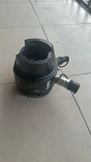 M105 Hydraulic Bolt Tensioner / Tensioning Jack