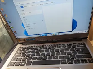 Laptop Acer Swift 3 4GB Intel Pentium SSD 128GB