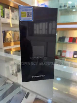 New Samsung Galaxy Z Flip 5 256 GB Green