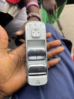 Power Window Switch for Gle 450 W167