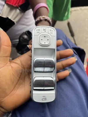 Power Window Switch for Gle 450 W167