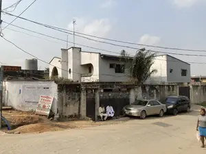 Lovely Commercial 4 Bedroom Detached House With 2 Bed at Okota Rd