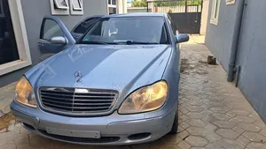 Mercedes-Benz S-Class S 320 L (V220) 2002 Blue