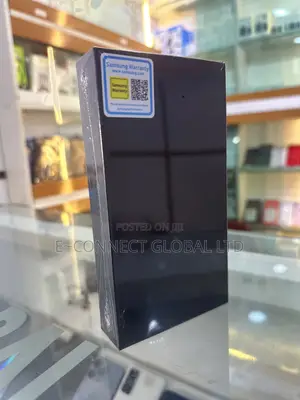 New Samsung Galaxy S22 5G 256 GB Black