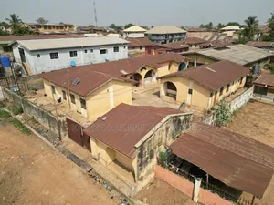 3bdrm Block of Flats in Ilorin South for sale