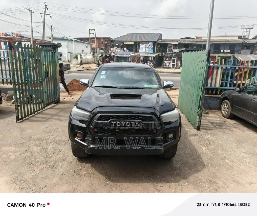 Toyota Tacoma 2013 Black