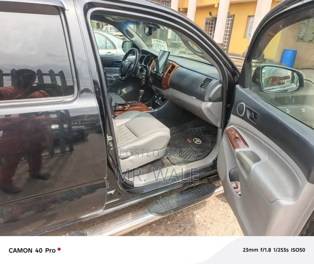 Toyota Tacoma 2013 Black