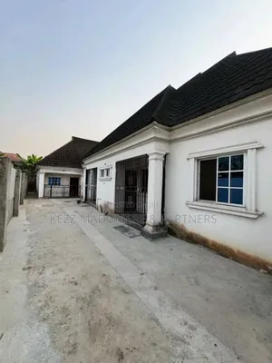 5bdrm Block of Flats in Sars Road, Port for sale