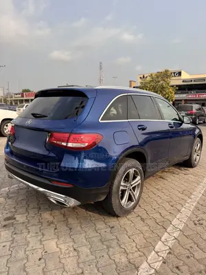 Mercedes-Benz GLC-Class 2018 Blue