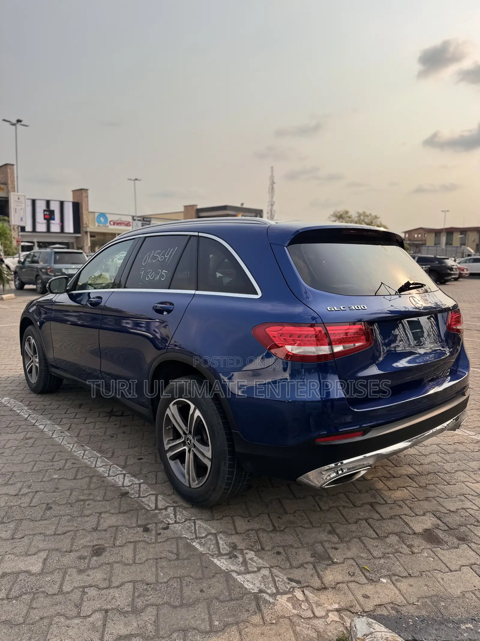 Mercedes-Benz GLC-Class 2018 Blue