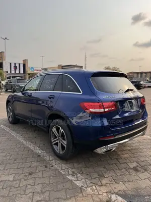 Mercedes-Benz GLC-Class 2018 Blue