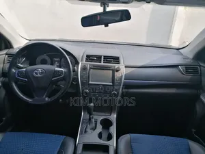 Toyota Camry SE w/Special Edition Pkg (2.5L 4cyl 6A) 2016 Blue