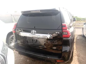 Toyota Land Cruiser Prado 2023 Black