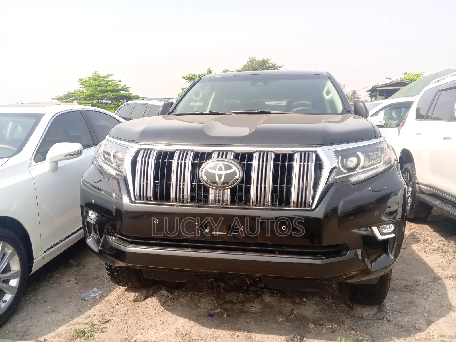 Toyota Land Cruiser Prado 2023 Black