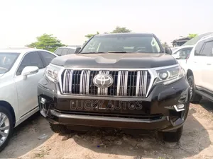 Toyota Land Cruiser Prado 2023 Black