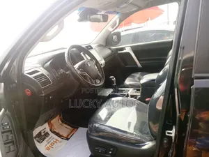 Toyota Land Cruiser Prado 2023 Black