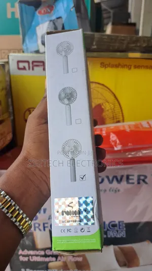Iwin Rechargeable Hand Fan