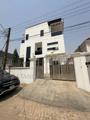 5bdrm Duplex in In A Secured Estate, Isheri North for sale