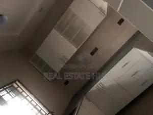 3bdrm Block of Flats in Lugbe for rent