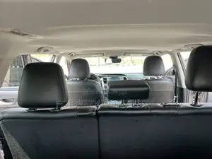 Toyota Highlander XLE 2019 Brown