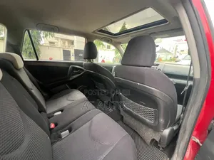 Toyota RAV4 2010 Red