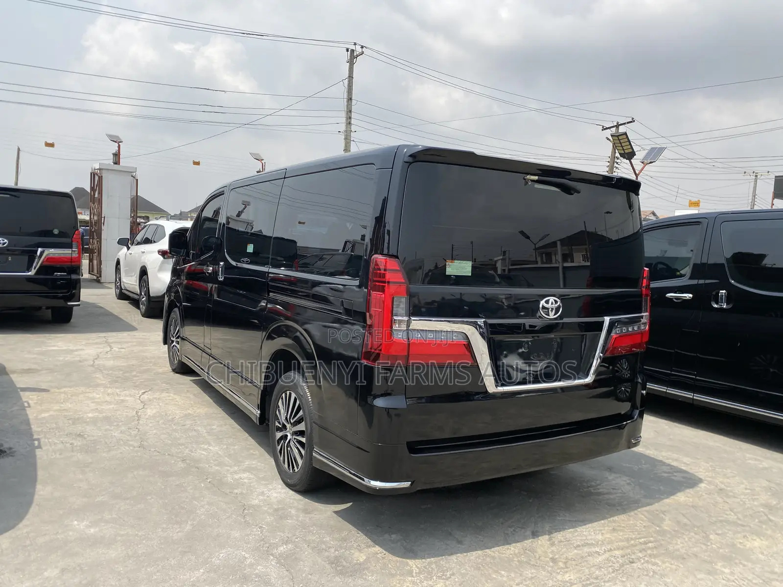Toyota Granvia 2020 Black