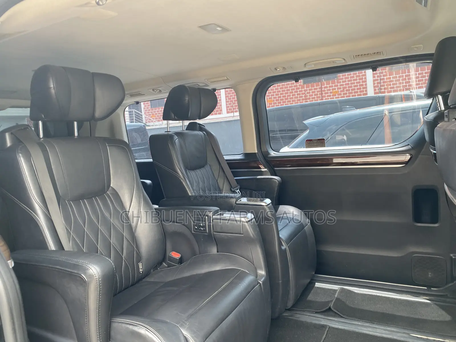 Toyota Granvia 2020 Black