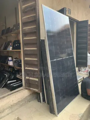 650watts Jinko Solar Panel