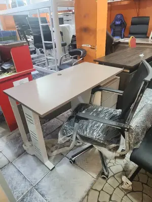 103 Office Table and Chair