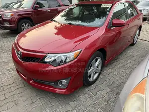 Toyota Camry 2012 Red