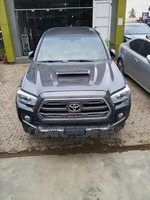 Toyota Tacoma TRD Sport Double Cab 5' Bed V6 MT 2023 Gray