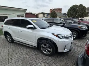 Toyota Highlander Limited Platinum 4x4 V6 (3.5L 6cyl 8A) 2017 White