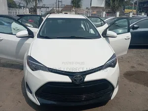 Toyota Corolla 2017 White