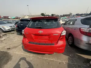 Toyota Matrix S Hatchback AWD (2.4L 4cyl 4A) 2010 Red