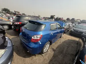 Toyota Matrix S Hatchback AWD (2.4L 4cyl 4A) 2010 Blue