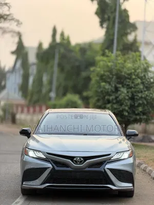 Toyota Camry XSE 2023 Silver