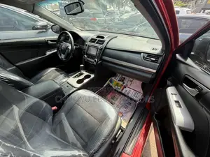 Toyota Camry SE V6 4dr Sedan (3.5L 6cyl 6A) 2012 Red