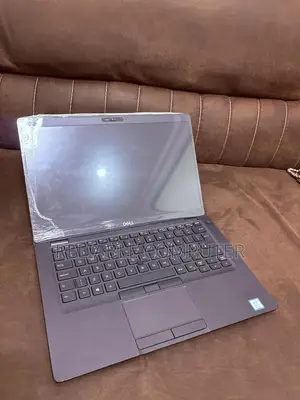 Laptop Dell Latitude 5400 8GB Intel Core I7 SSD 256GB