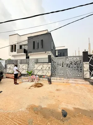 4bdrm Duplex in Secured Environment, Maryland for sale