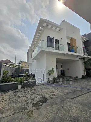 Furnished 4bdrm Townhouse/Terrace in Orchid Road, Lafiaji for Sale