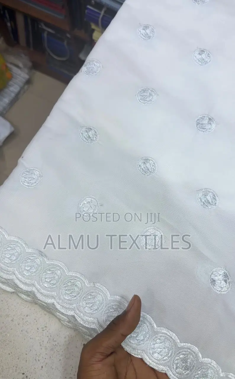 Pique Men Lace