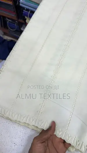 Pique Men Lace