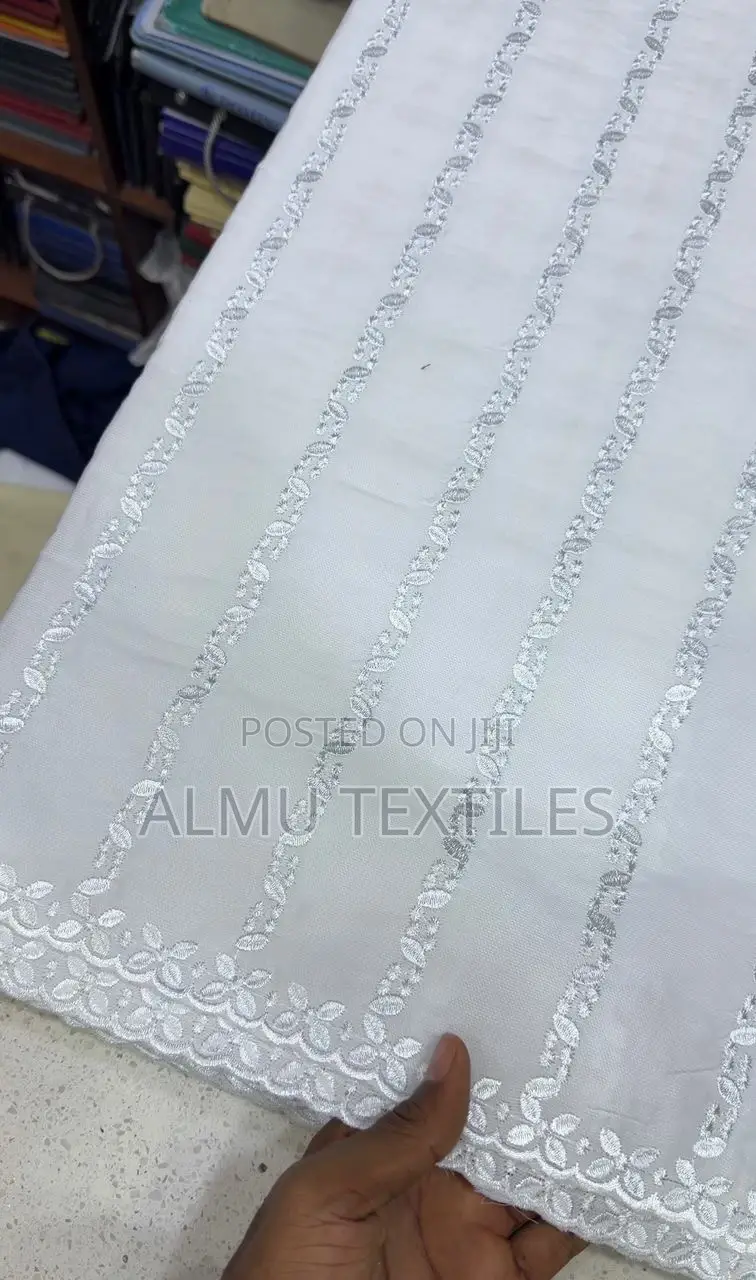 Pique Men Lace