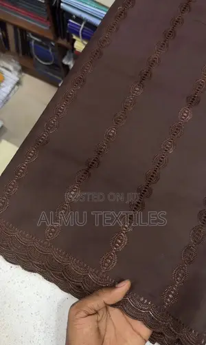 Pique Men Lace