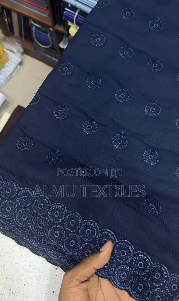 Pique Men Lace