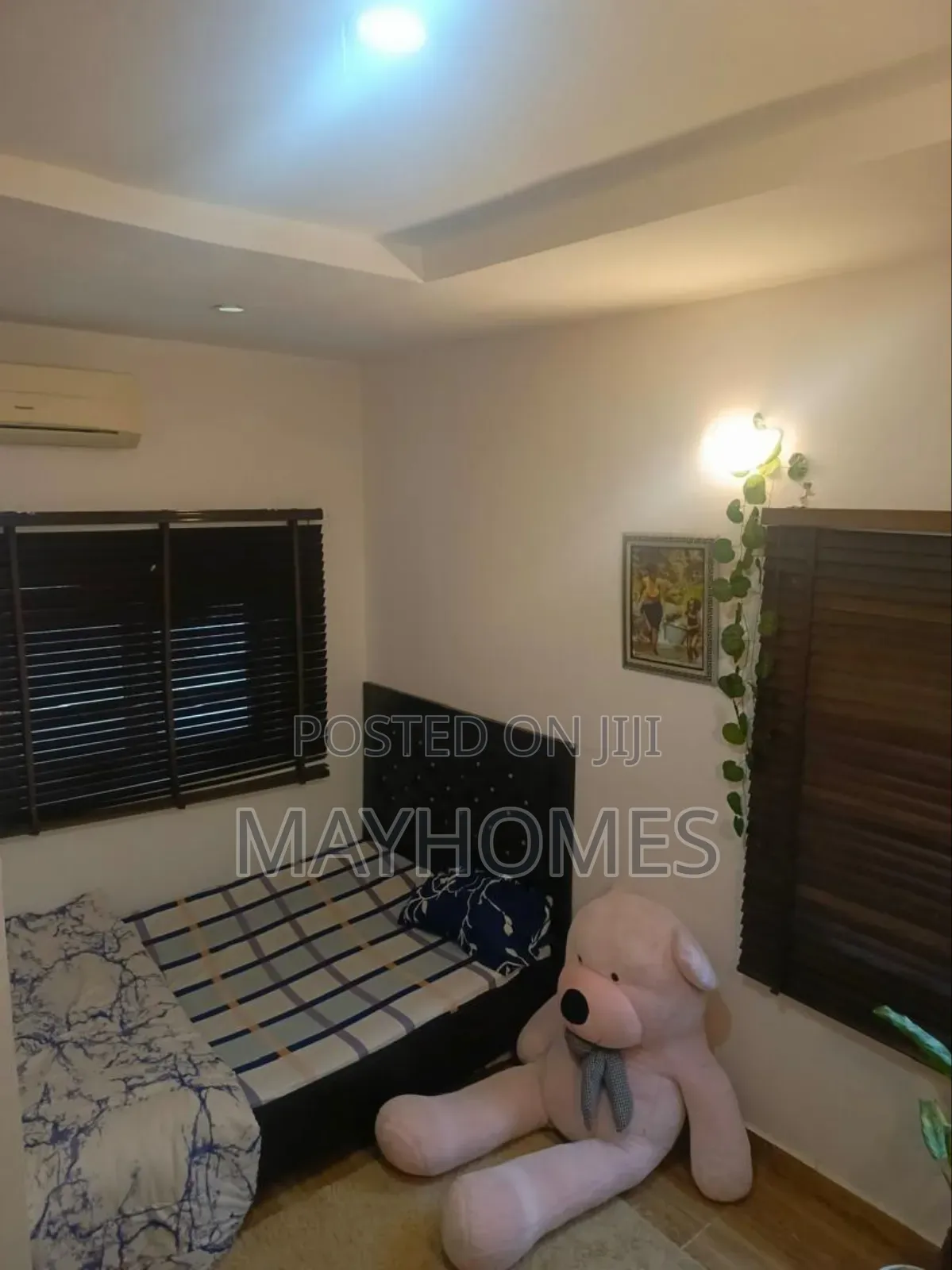 A Room in a Mini Flat