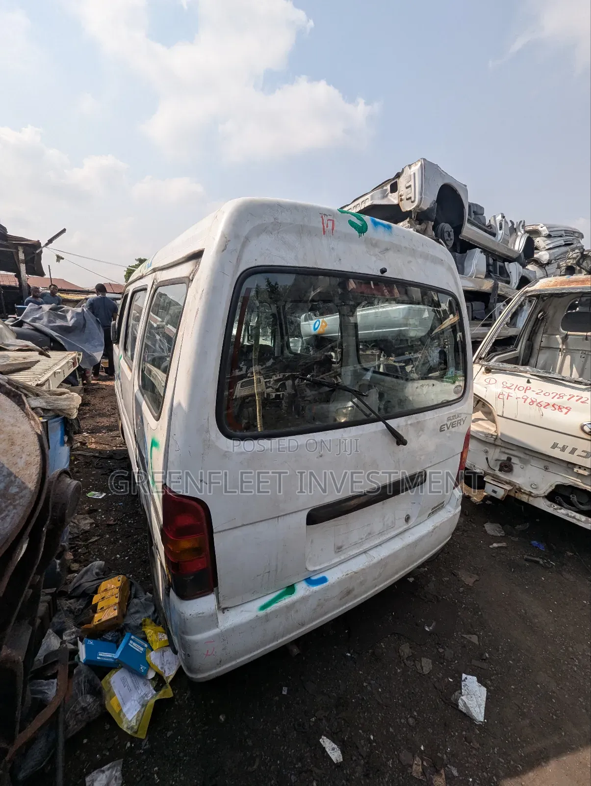 Suzuki APV Minibus 2008 White