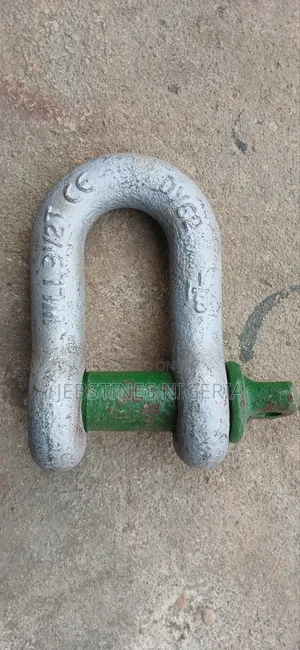 9.5 Dee Shackle Screw