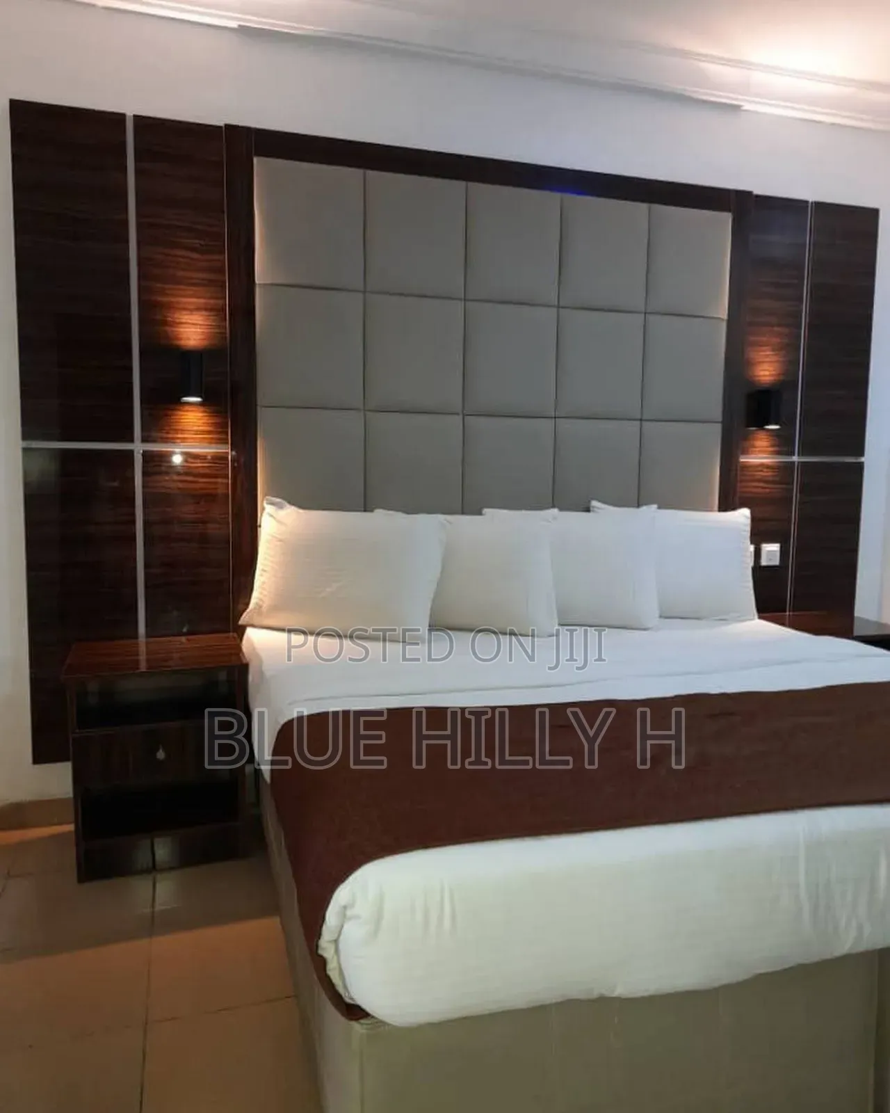 Solid Padded Bedframes for Home Hotels