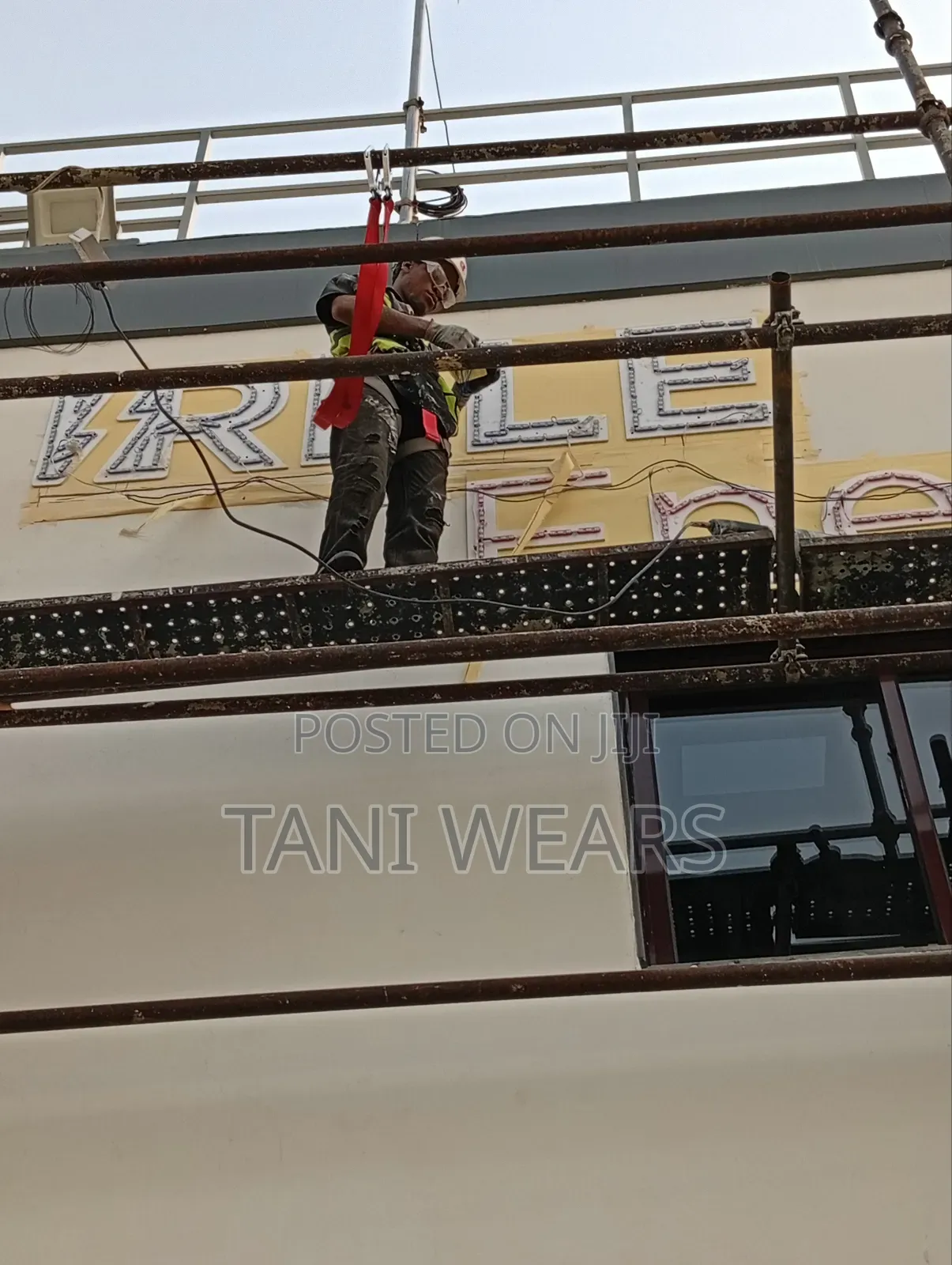 Light 2d and 3d Signage
